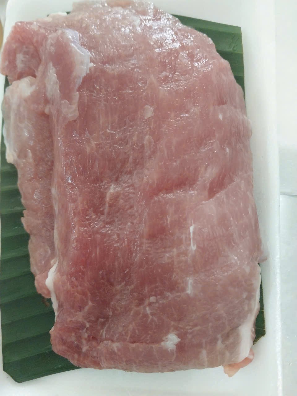 Thịt thăn lợn đen Cao Bằng